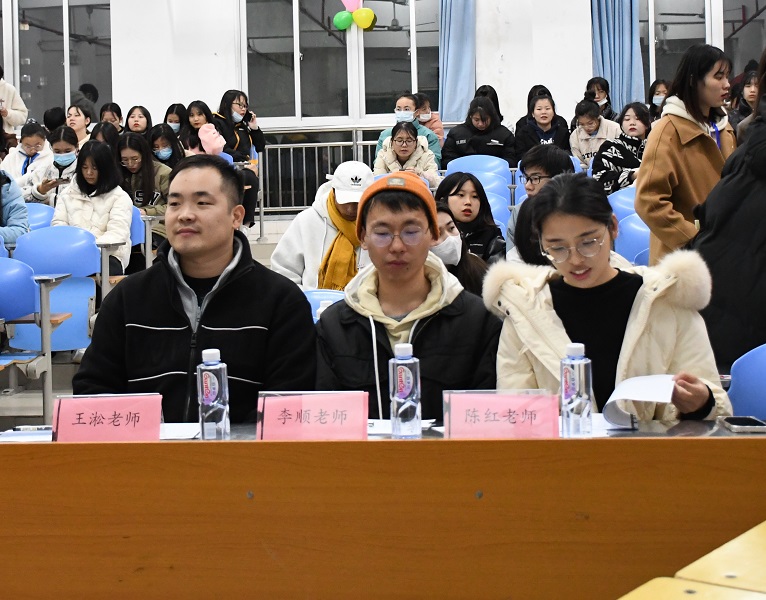 评委合照1.JPG 评委合照1.JPG