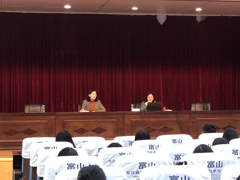 大学生生殖健康讲座现场2.jpeg 大学生生殖健康讲座现场2.jpeg