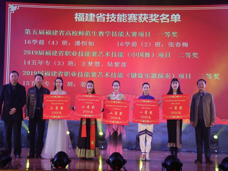 C:\Users\Administrator\Desktop\微信图片_20190111091835.jpg C:\Users\Administrator\Desktop\微信图片_20190111091835.jpg