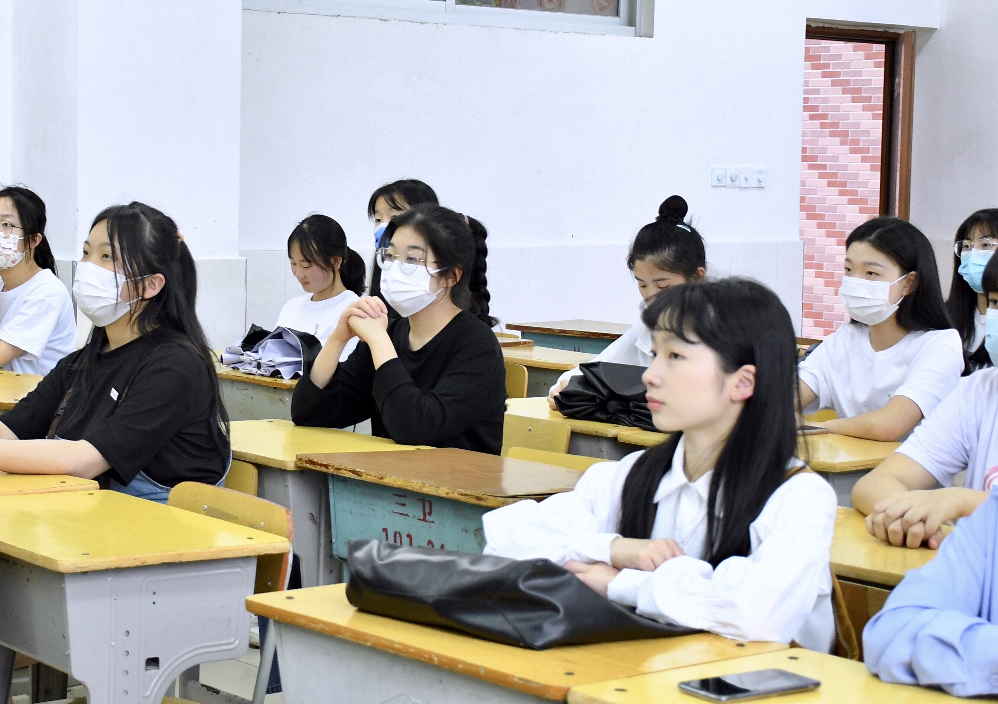 活动现场5_proc.jpg 活动现场5_proc.jpg